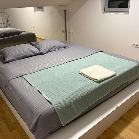 Waterfront Apartments Котор Екстер'єр фото